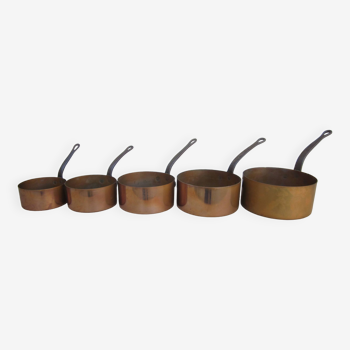 Set of 5 copper saucepans