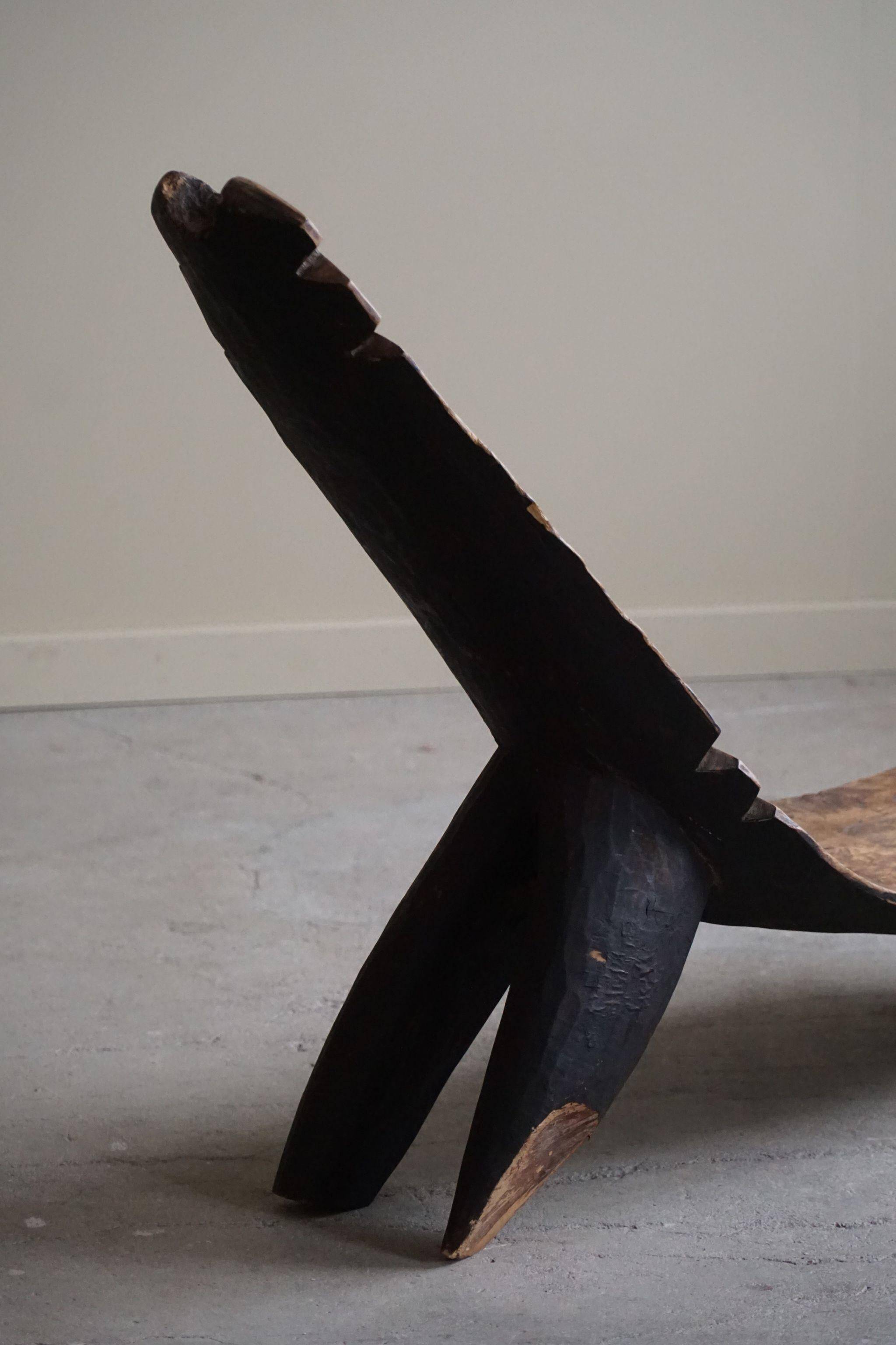 Rustic tribal Lobi chair from West Africa, Burkina Faso, Wabi Sabi, 1940s.