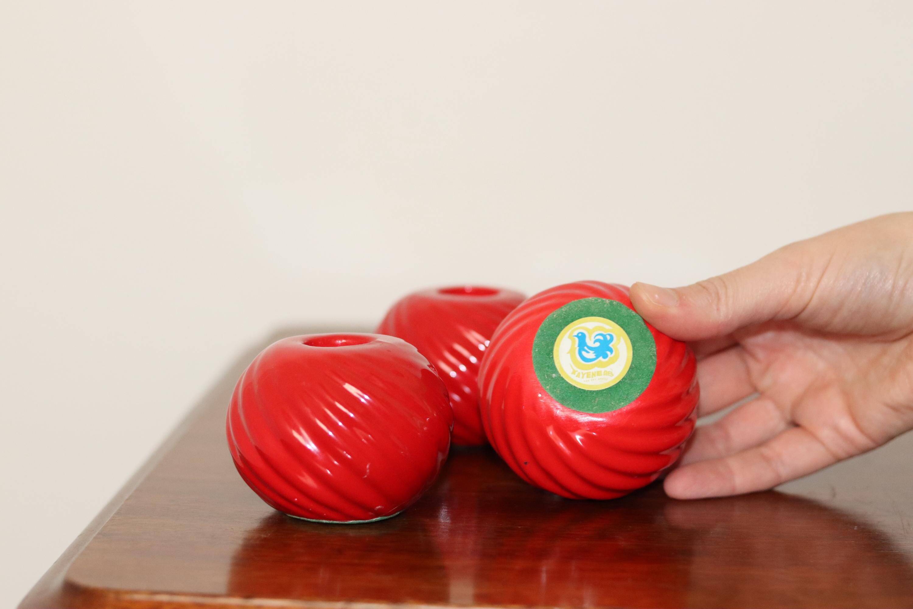 Ceramic candle holder trio