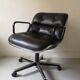 Fauteuil de bureau en cuir noir by Charles pollock pour Knoll,1970