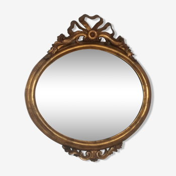 Louis XVI-style oval mirror in gold resin - 81x73cm