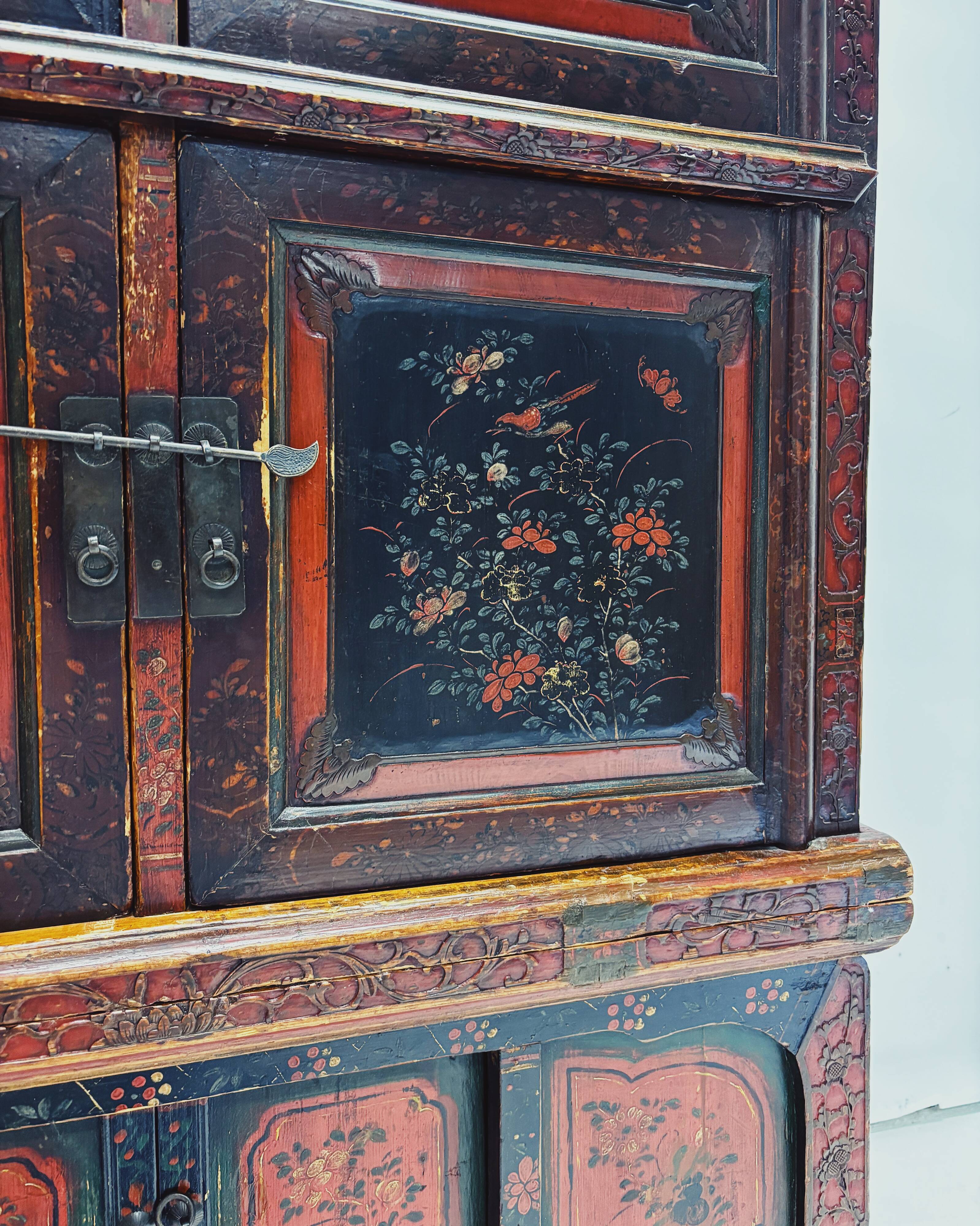 Vintage Chinese Hand-Painted Cabinet
