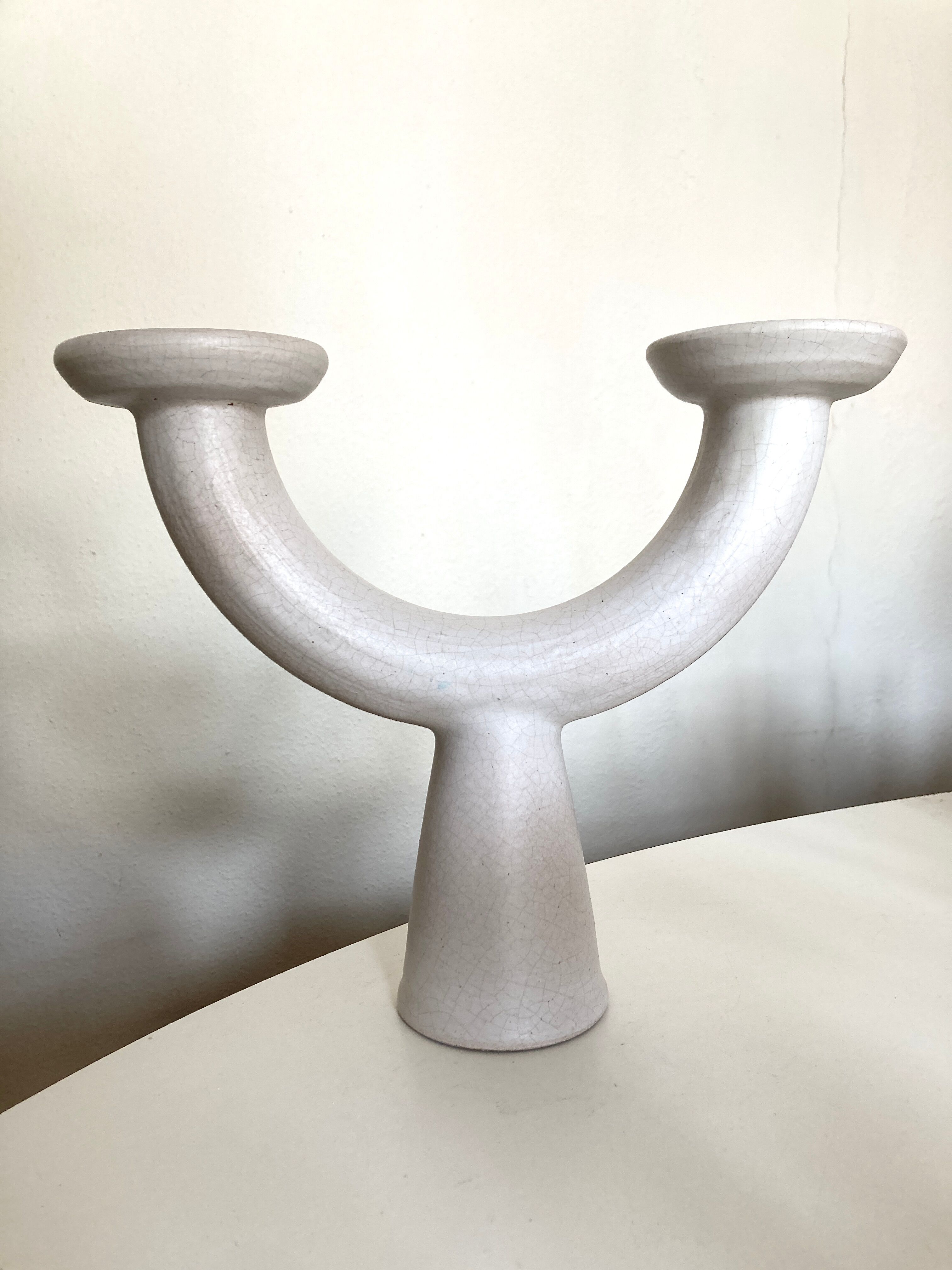 Brutalist candle holder made of white chamotte clay, 1980.