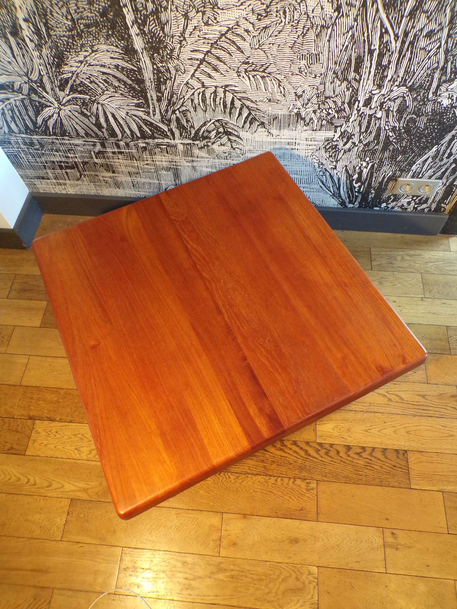 Table basse Niels Bach Danemark en teck 83x83cm