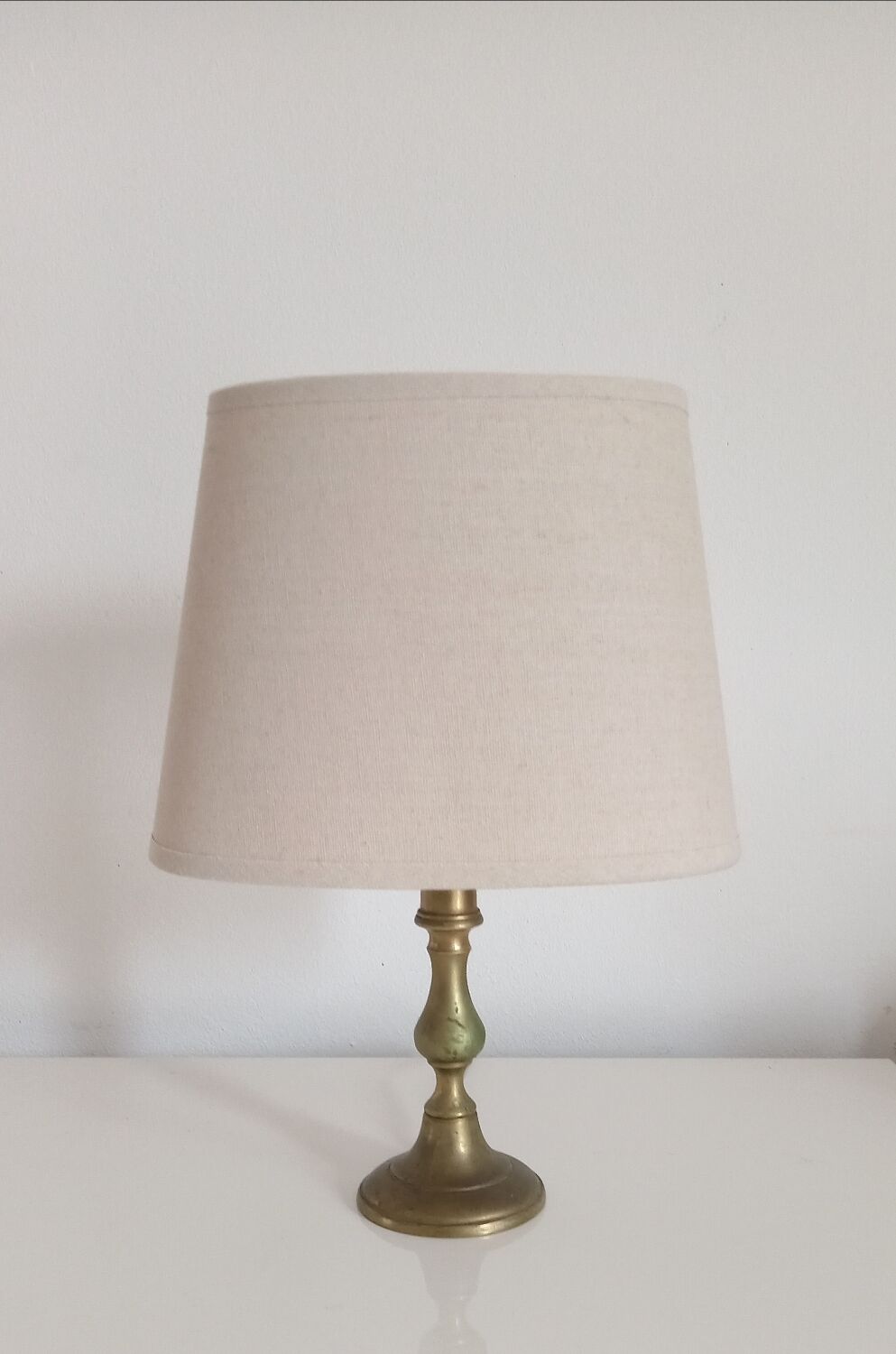 Table lamp