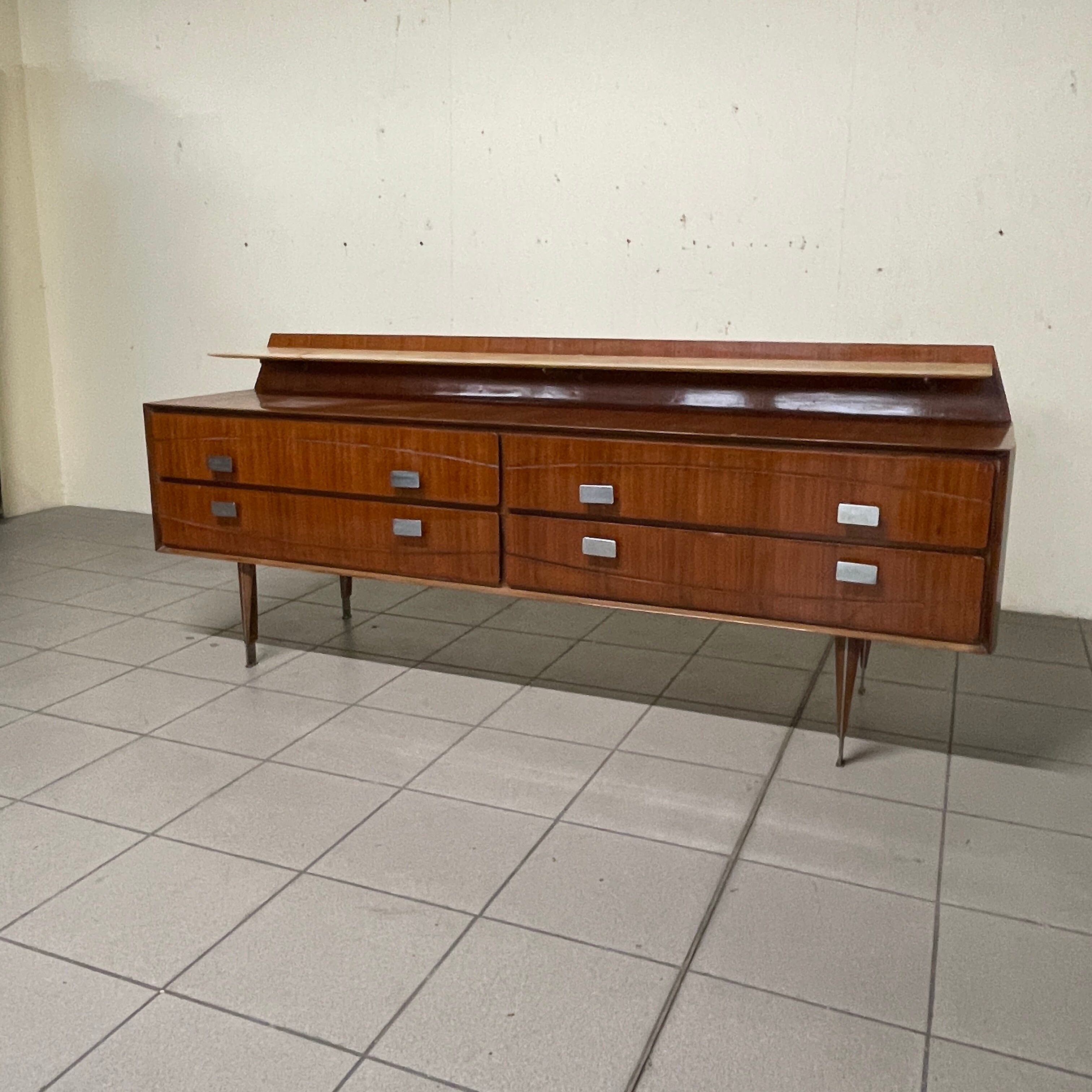 Sideboard anni '50 in legno e mensola in marmo
