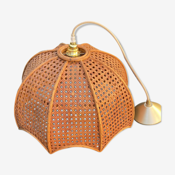 Suspension in cannage and vintage rattan