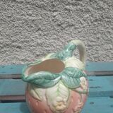 Strawberry pitcher