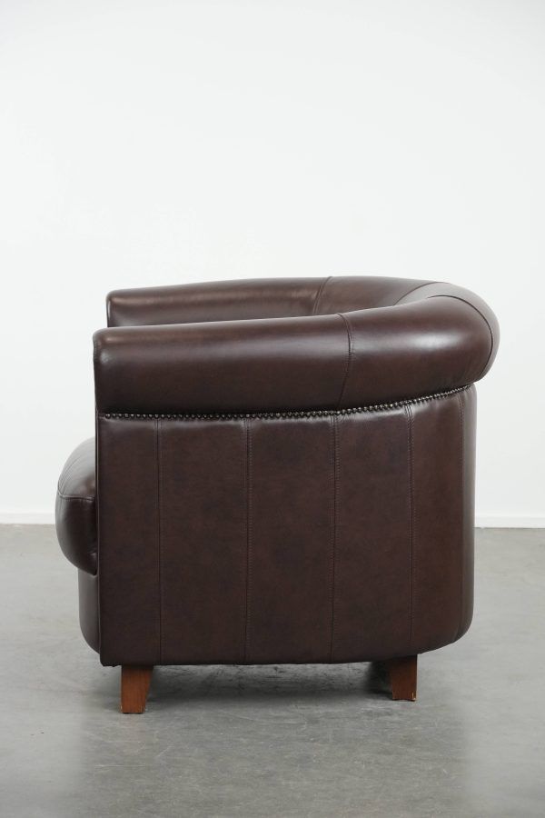 Club Armchair in Very Good Condition Made of Cowhide in English Style
