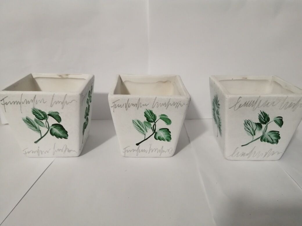White sandstone pots decoration leaves Lot of 3