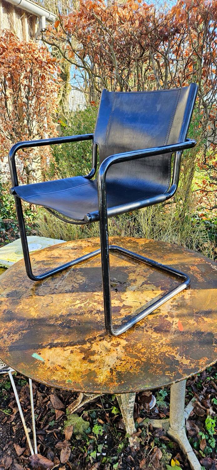 4 Matteo Grassi armchairs in black leather
