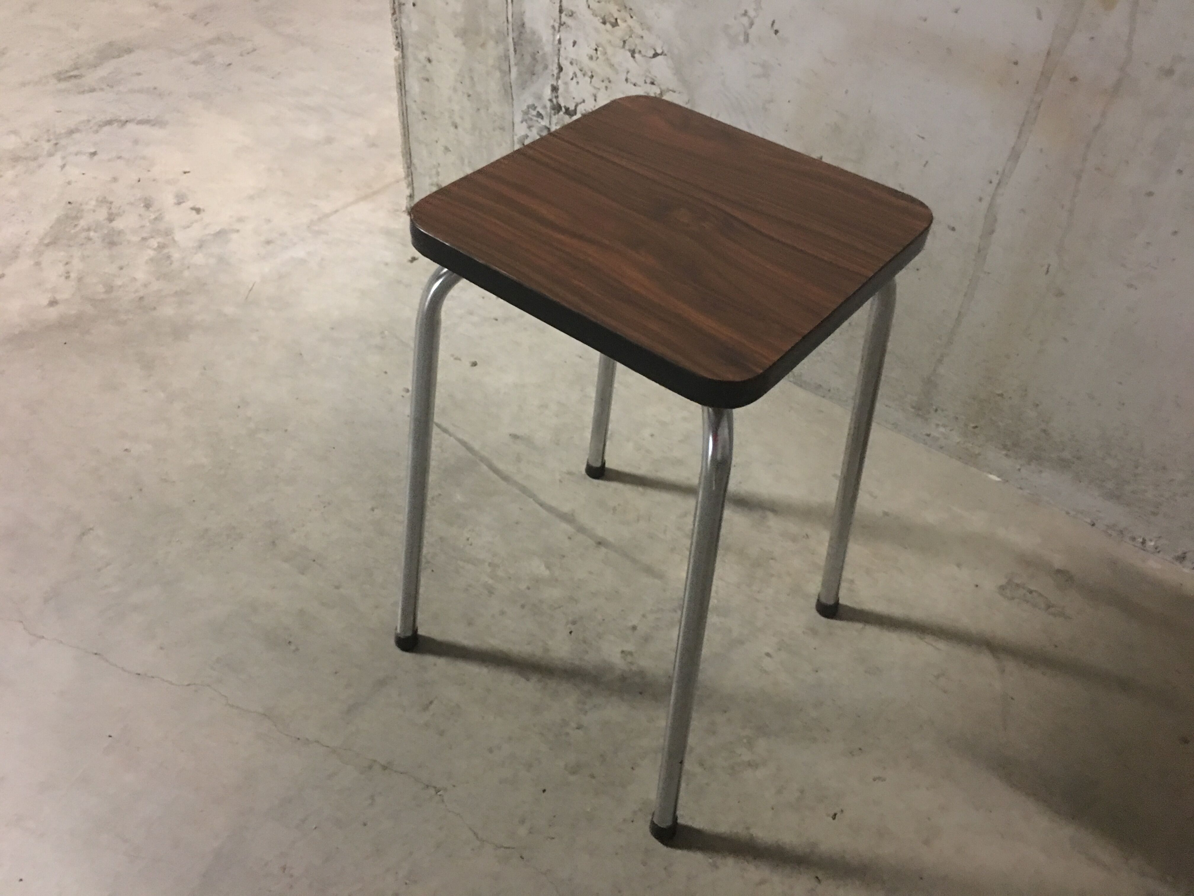 Tabouret in 70s formica