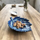 Plat feuille céramique bleue Vallauris