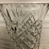Vintage vase in chiseled crystal