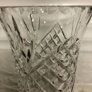 Vintage vase in chiseled crystal