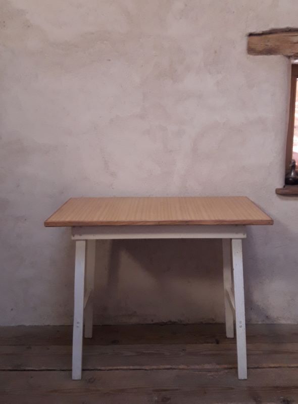 Side table 90,8x50,8cm vintage compass legs