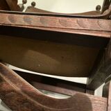 Paire fauteuils colonials cuir et bois sculpté