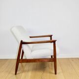 Fauteuil GFM-64, conçu par Edmund Homa dans les années 70, blanc ivoire - 2 pièces disponibles.