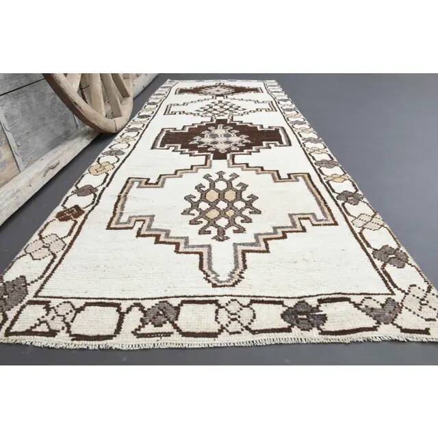 1970s Vintage Turkish Hand-Knotted Wool Cotton White Runner Rug  115x342