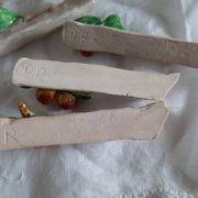 Knife rest in ceramic slip Denise Picart circa 1940