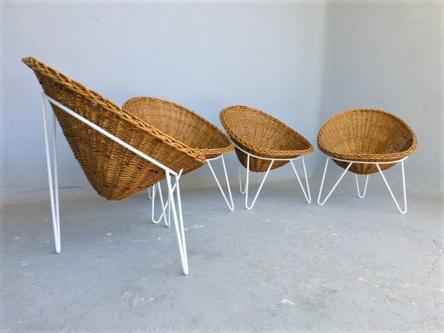 VINTAGE SALON IN RATTAN AND METAL. 1960