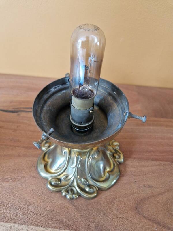 Gold metal ceiling light - Cut and satin glass globe - Louis XV style