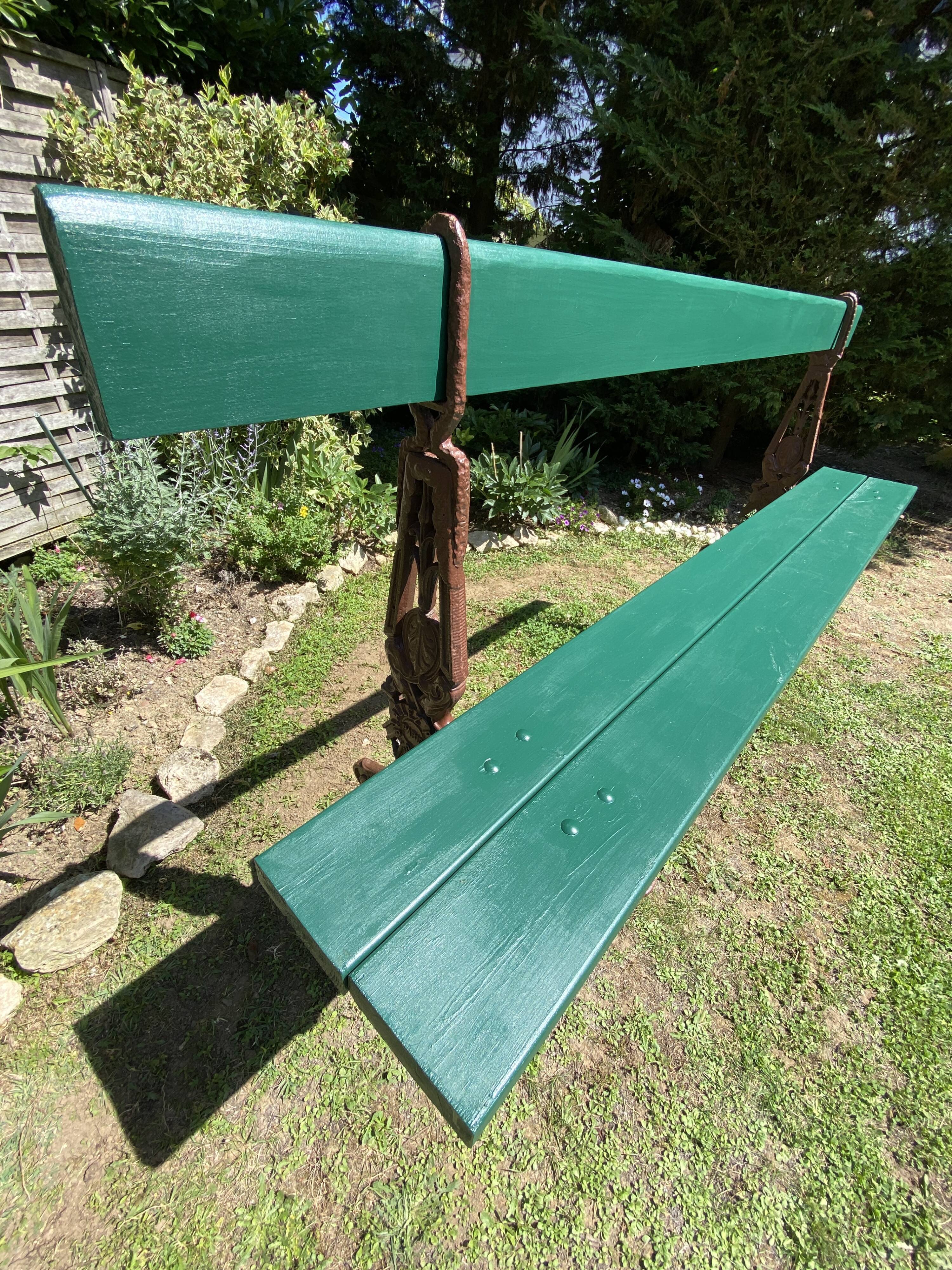 Former public bench of Paris