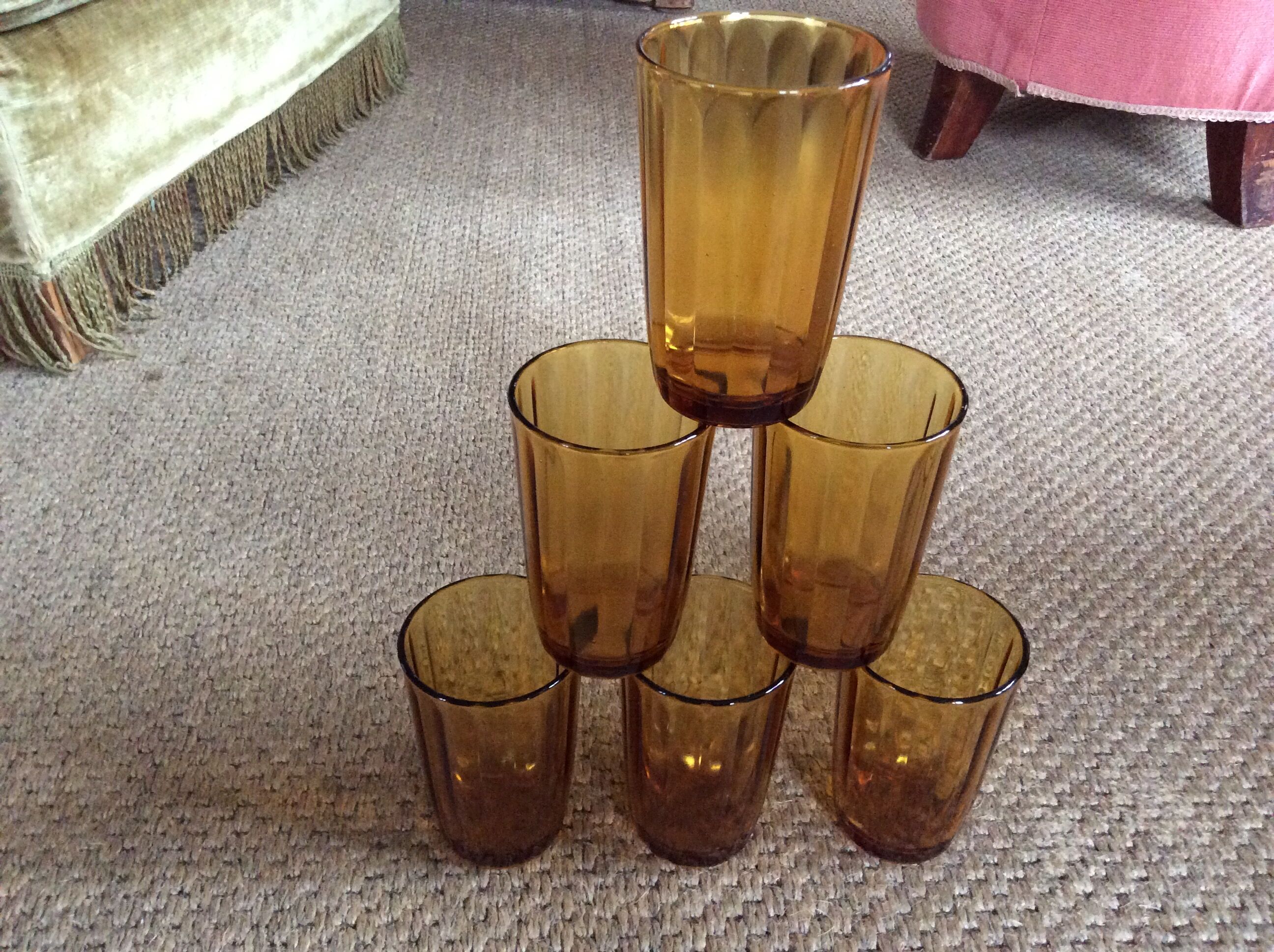 Series of 6 amber glasses