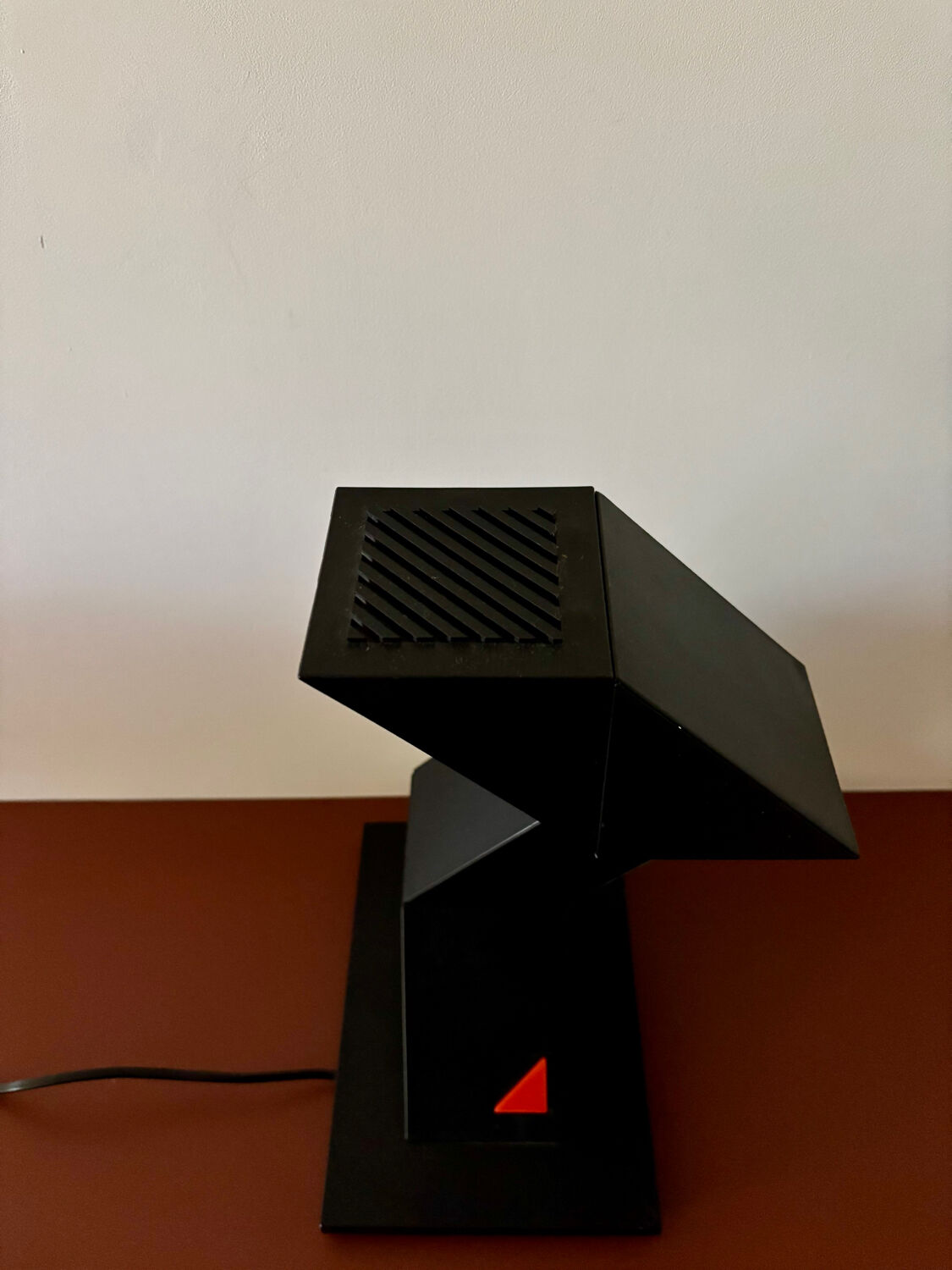 Zig Zag Shui LD Chan Lamp (Elite) - 80s