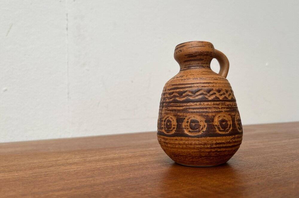 East German pottery vase from the mid-century GDR by Strehla Keramik, 1960s.
