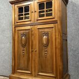 Cabinet bibliothéque style Louis XVI en noyer massif vers 1880
