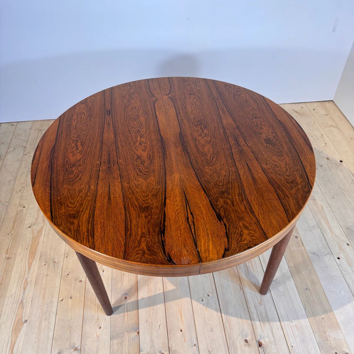 Round dining table Randers Møbelfabrik in rosewood, 1960s