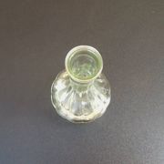 Années 1970   Vase / Soliflore à panse sur pied douche  Verre transparent