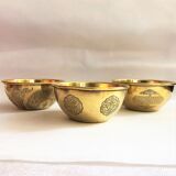Set of 3 bowls in orient chiseled brass