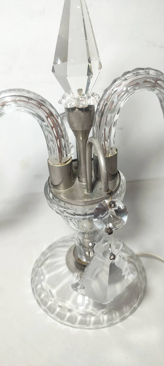 Lámpara de mesa de cristal. Francia, 1950s.