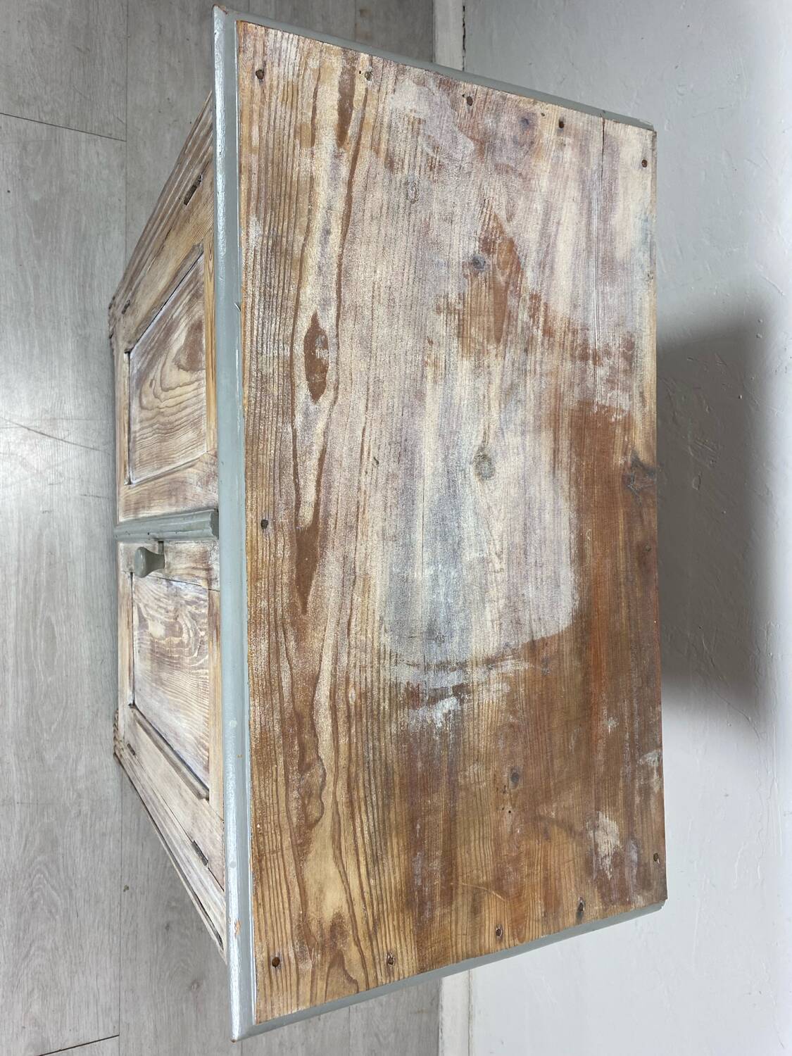 Little Parisian buffet