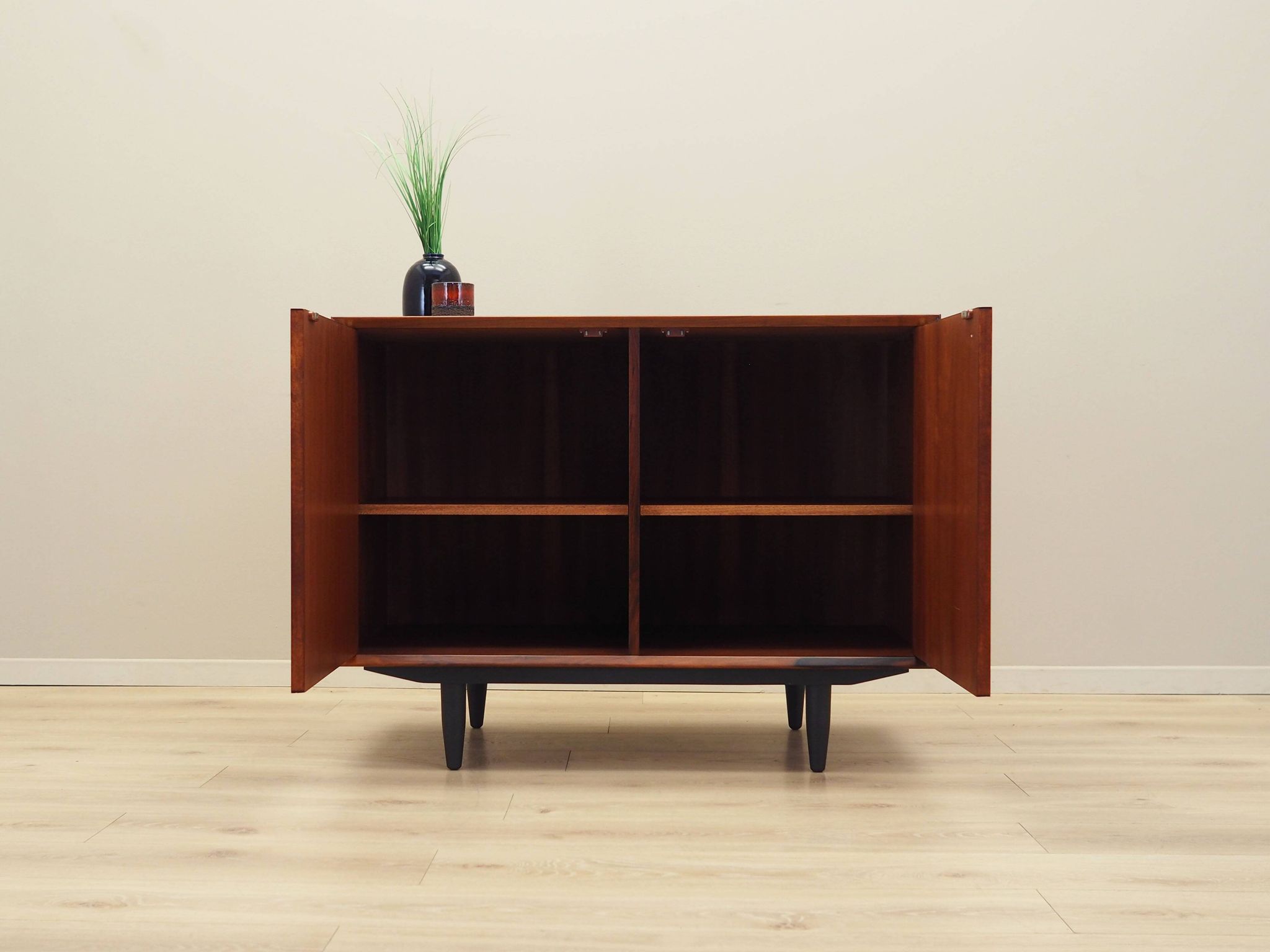 Rosewood cabinet, Danish design, 1970s, manufacturer: Brouer