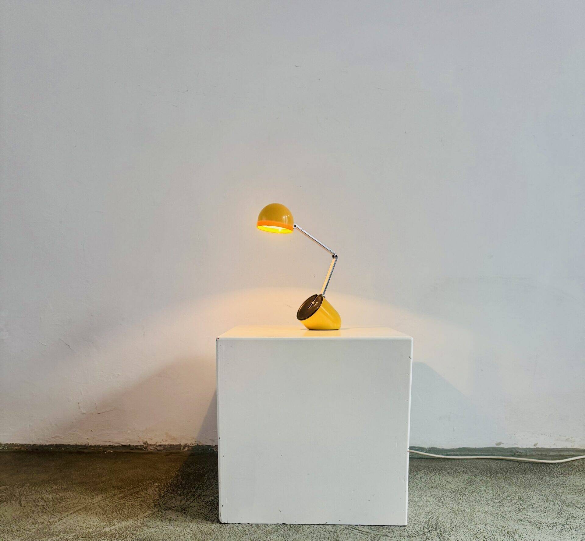 Na-718 ‘Aiai’ Folding Space-Age Desk Lamp In Yellow By Kreo-Lite, Hong Kong 1970S