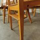 Lot de 6 chaises de théâtre en bois blond