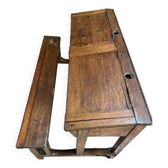 Bureau écolier ancien