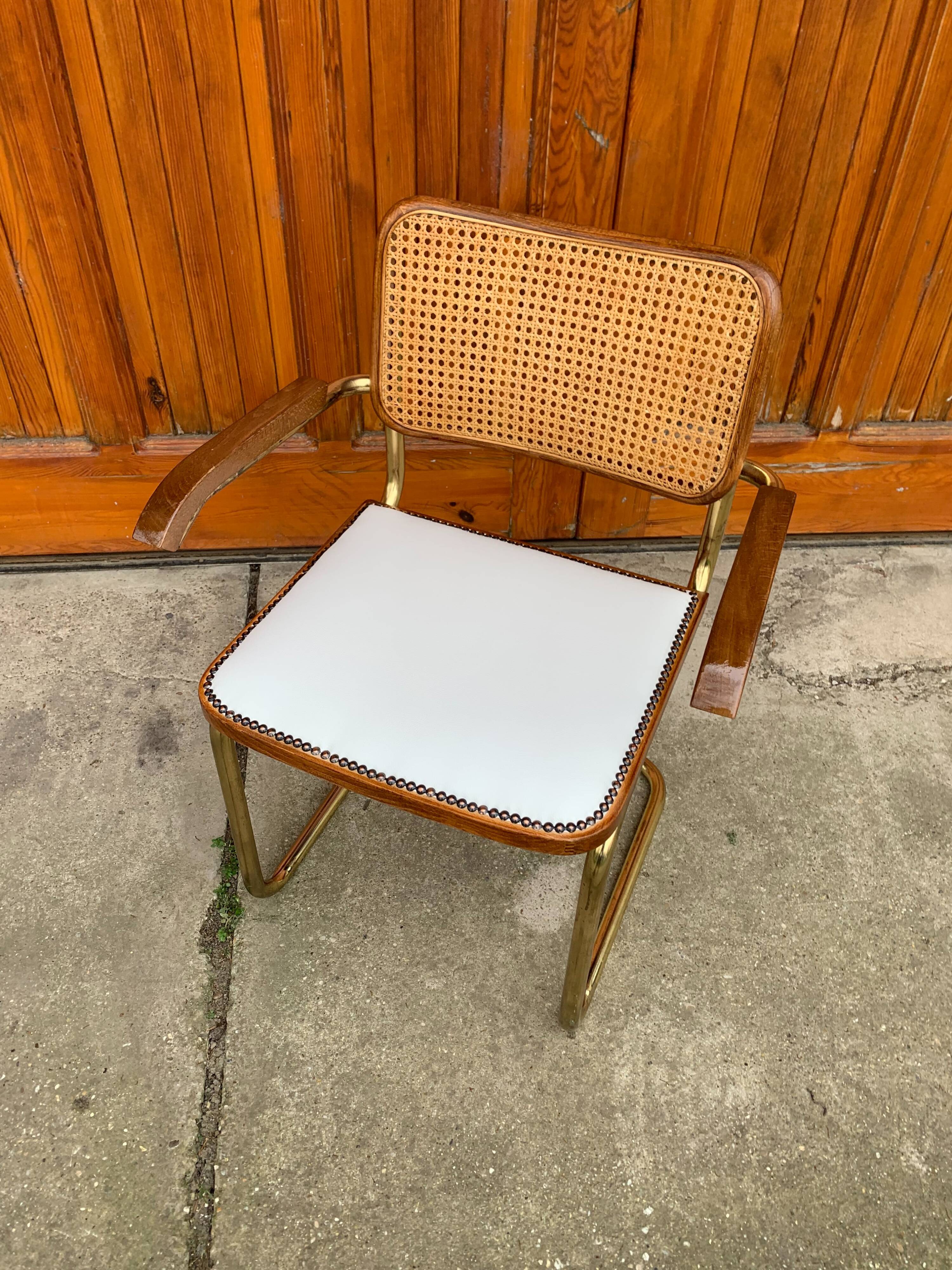 1  Mid-Century Modern Italian Chair, 70s