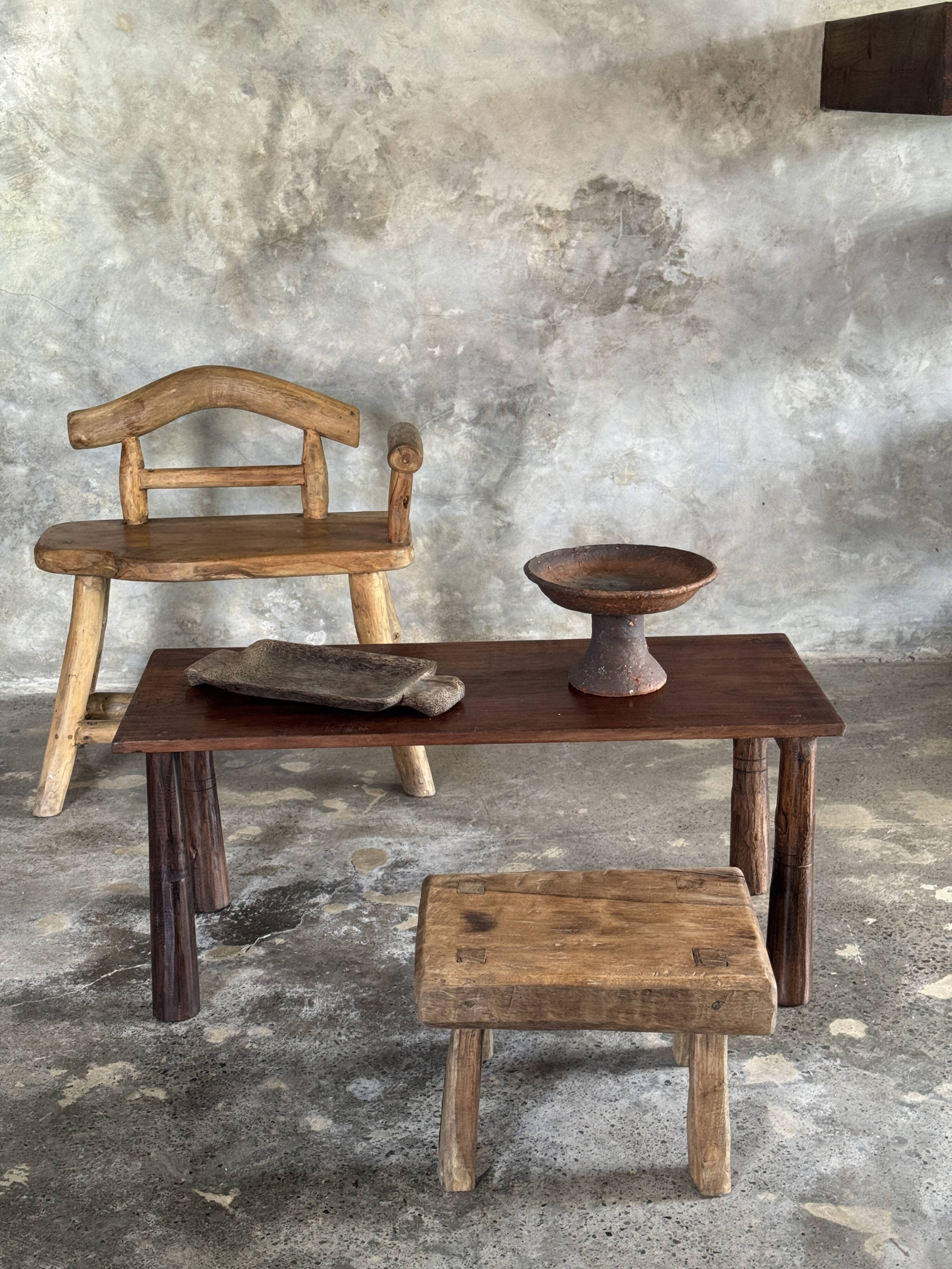 Small brutalist bench with backrest and armrests in Asian blonde teak H67 L6