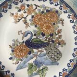 Gien plate with bread decoration