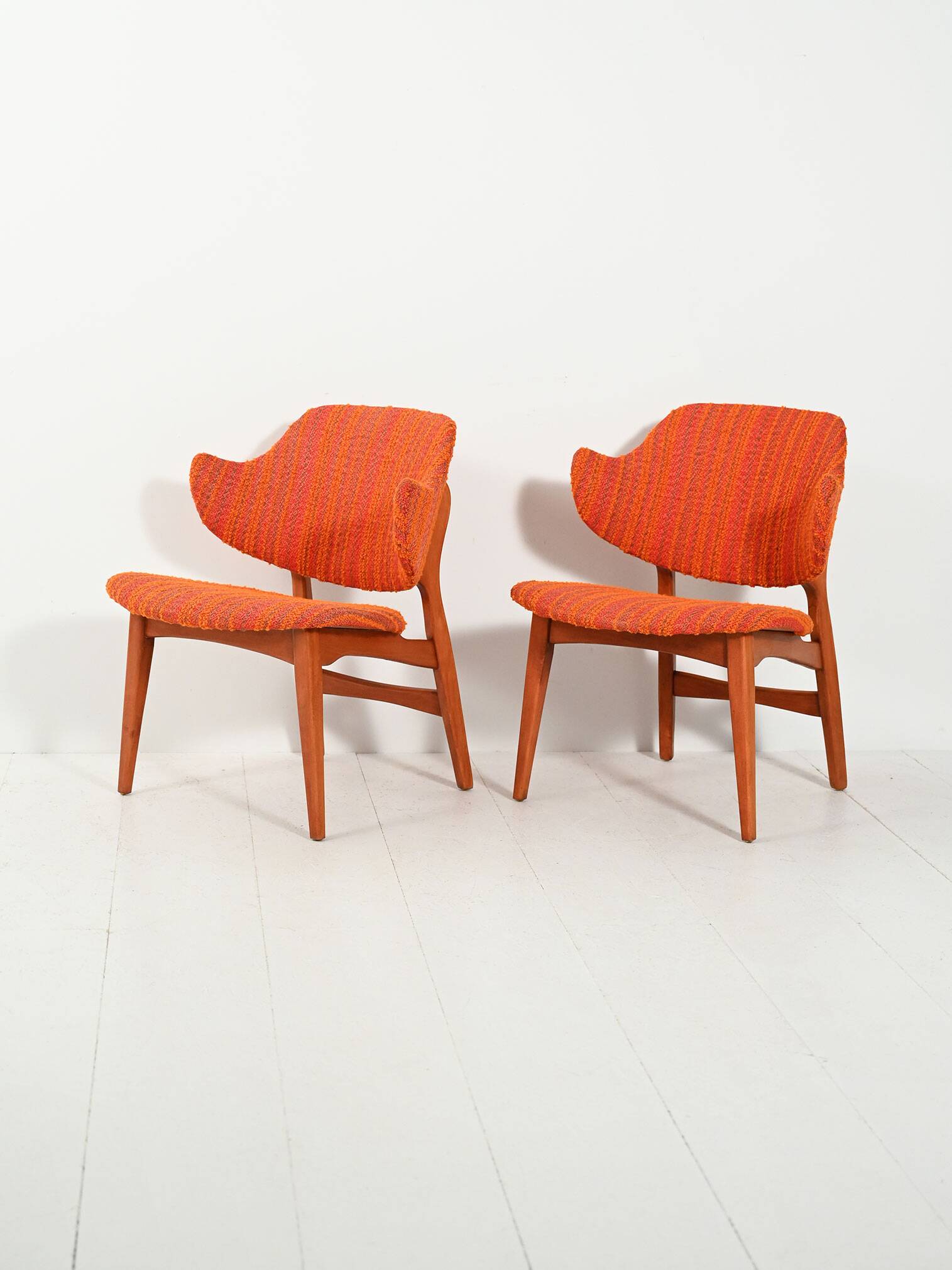 Paire de fauteuils "306" par Jens Hjorth