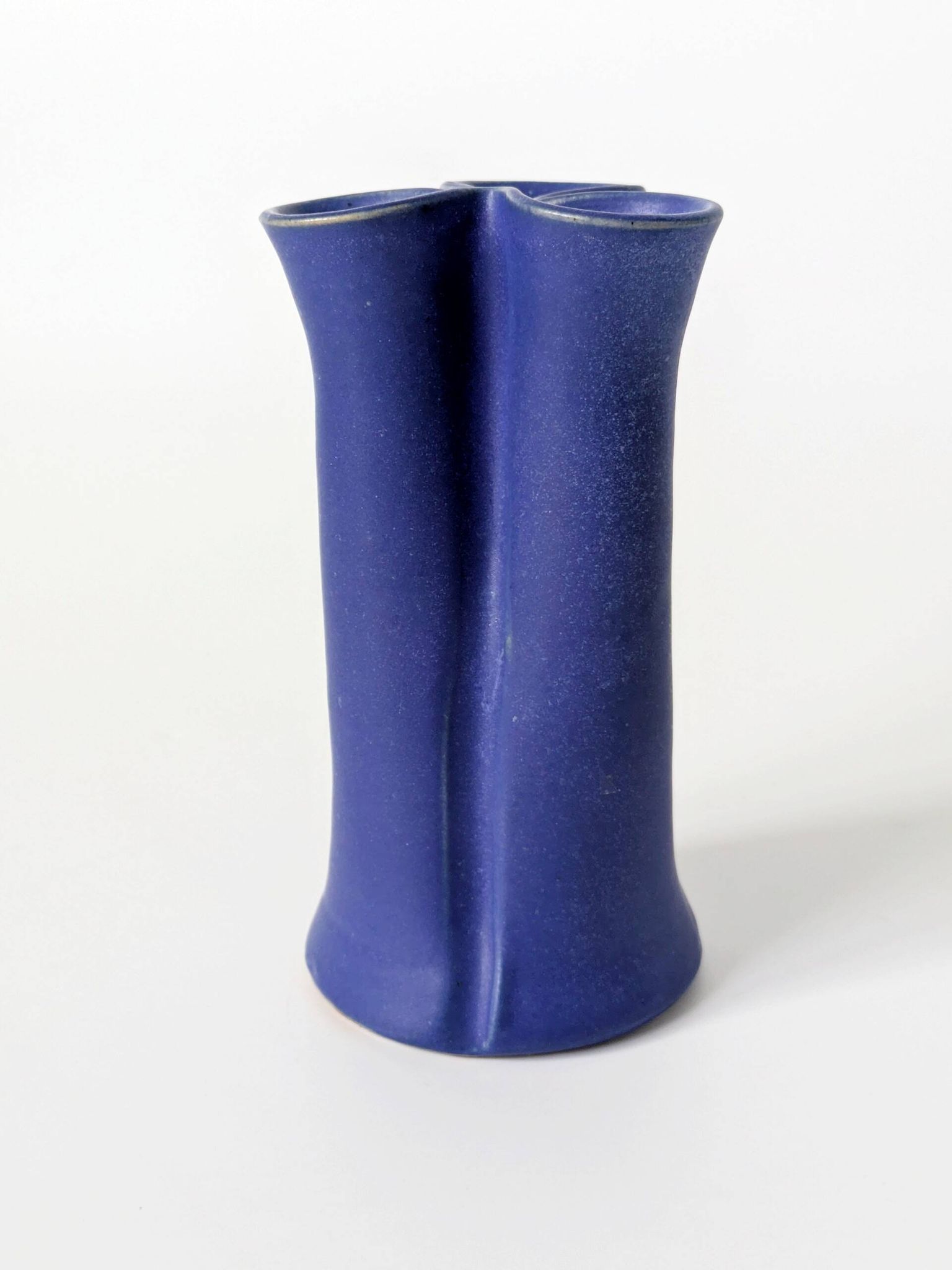 Vase soliflore en céramique bleue, Aage Würtz Danemark, années 60