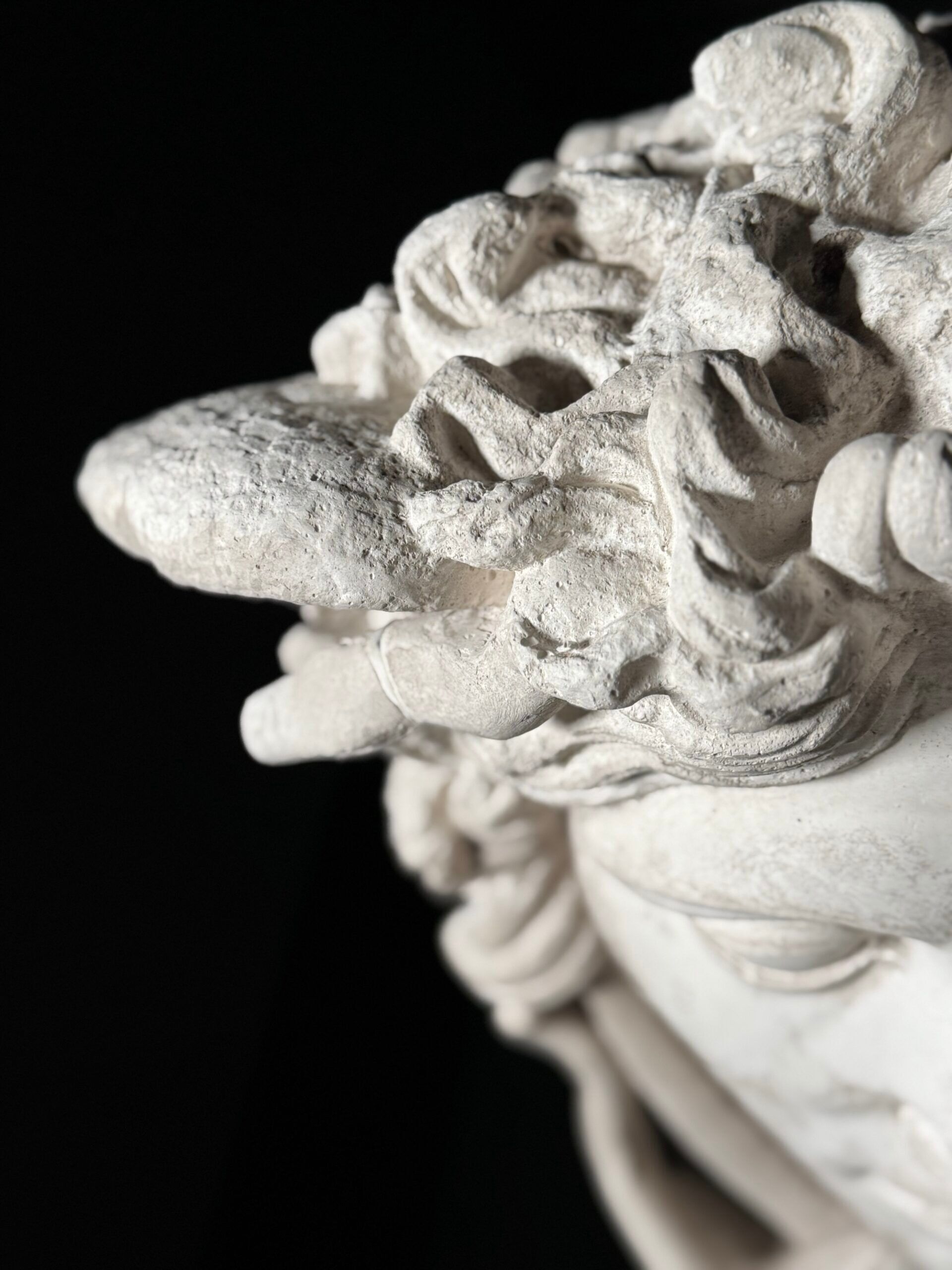 Medusa wall decoration plaster