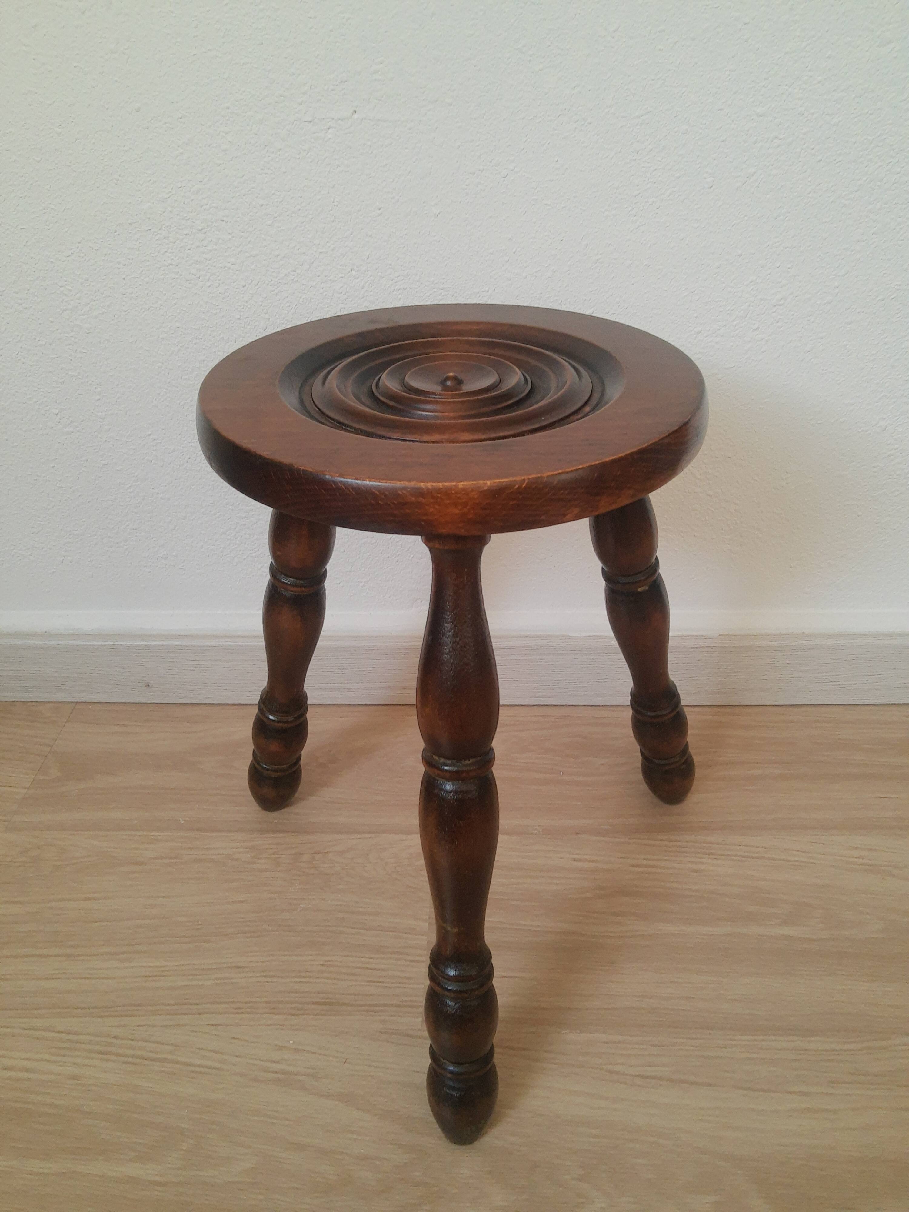 Vintage country turned wooden tripod stool