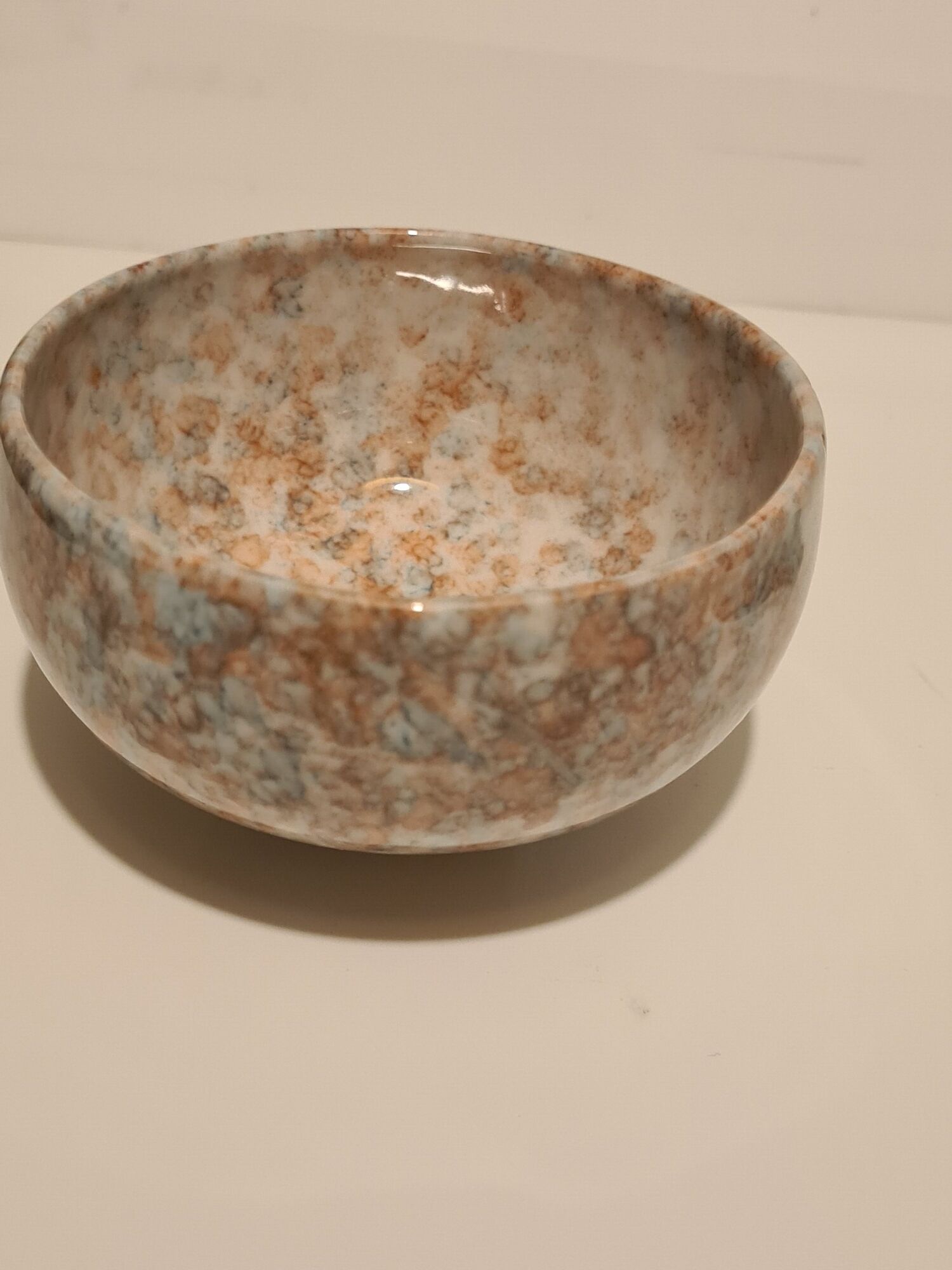 Porcelain milk jug and sugar bowl from Virebent Puy l'Evêque