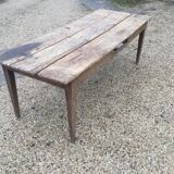 Farm table