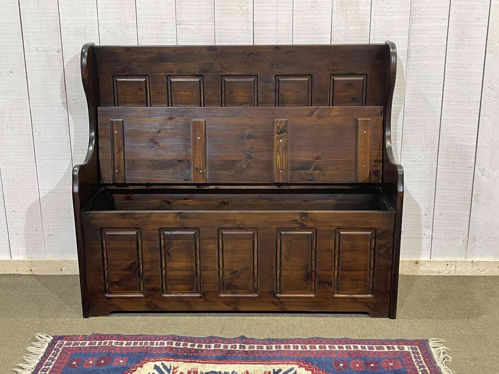 Banc coffre anglais en sapin moderne